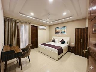 Hotel Capital Home & Apartment Rooms Near Maxx Hospital - 9