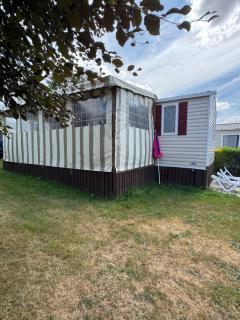 Mobil-home à Travers la forêt, Domaine de Litteau - 1