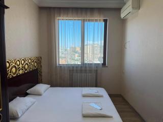 Downtown Royal 3BR Apartment With Balconies and City Views High Floor - 9