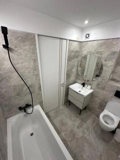 Luxuriant apartament facing Delta & Pine Forest - 6