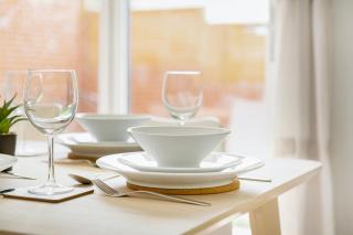 Stylish New 4BR Home-Free Parking-Sleeps 8 - 5