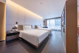 Atour Hotel Zhongshan Nantou Haiya Colorful City - 8