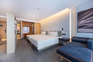 Atour Hotel Zhongshan Nantou Haiya Colorful City - 7