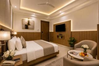 The Runway Corporate Hotel IGI Delhi Airport With Free Airport Pickup - 1