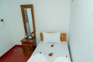 Nilaveli Beach Bungalow - 6