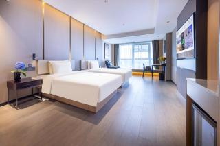 Atour Hotel Zhongshan Nantou Haiya Colorful City - 2