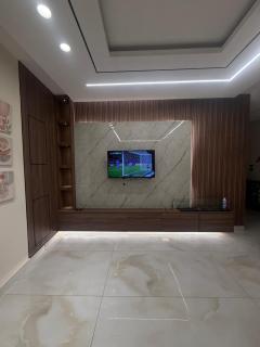 Luxury Private Apartment in Jabal Al Hussein - 2