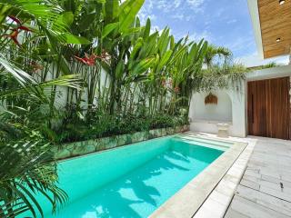 Casa Petak 2 - Serene Architectural Villa in Tropical Paradise Pererenan - 5