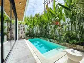 Casa Petak 2 - Serene Architectural Villa in Tropical Paradise Pererenan - 7