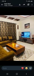 Aliza Heights - 1