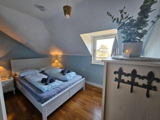 Apartment Wohnen am Bergpark by Interhome - 5