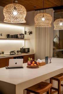 Casa Petak 8 - Tropical Haven Stylish 3BR with Pool in Pererenan - 6