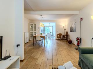 Apartment Legnone by Interhome - 2