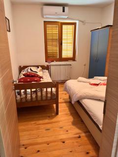 Mountain View Retreat near Pelister National Park, Huge Garden, Hiking Paradise - 5