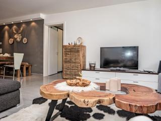 Apartment Chesa Enania by Interhome - 5