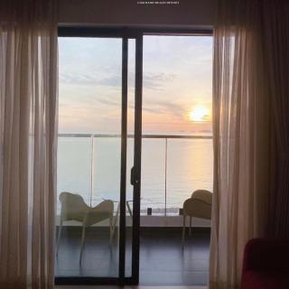 Cam Ranh Beach Resort - 5 Mins to Airport - 7