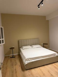 Tirana Bazaar Loft - 1