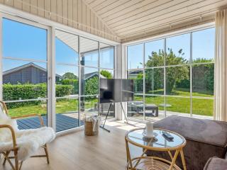 Holiday Home Väinö - 200m from the sea by Interhome - 1