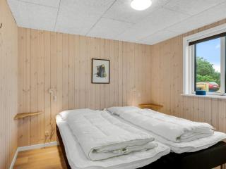 Holiday Home Ylermi - 600m from the sea by Interhome - 2