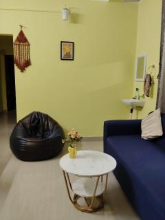 Zenith Homestay - 8