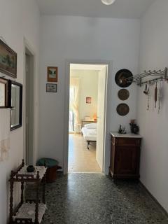 Minimalist Serenity Vravrona - Airport Stay - 1