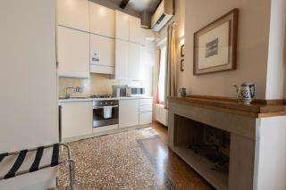 BolognaRoomscom - Santo Stefano Apartments - 4