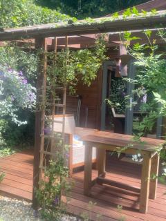 Beautiful Cabin with on street parking - 7