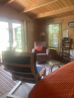 Beautiful Cabin with on street parking - 8
