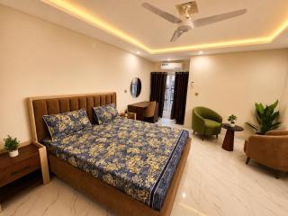 Motorway Majesty Heights - Near Islamabad International Airport and Motorway - 7