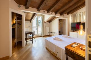 BolognaRoomscom - Santo Stefano Apartments - 2