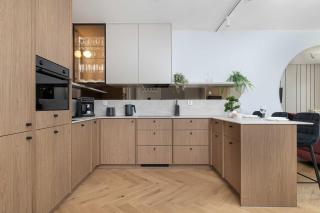 Cosy Apartment in Cracow with Parking and Air Conditioning by Noclegi Renters - 8