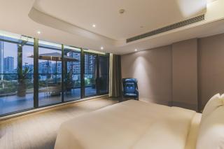 Atour Hotel Chaozhou Ancient Town People's Square - 8