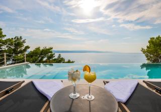 Beautiful Seafront Split Villa 9 Bedrooms Bellamar Vista Retreat - 9