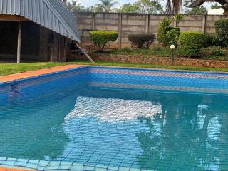 Morden Cottage, Solar, Borehole, Wi-Fi and Pool - 9