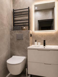12 Months Elegant Comfort Apartment - 2