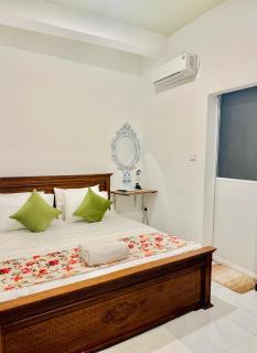 Sea Breeze Guest House Negombo Beach & Airport - 7