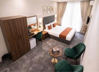 Amazon Hotel - Full Board, Breakfast, Lunch & Dinner Included - 3