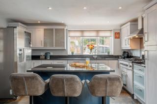Forest Edge by Grandeur Property - 7