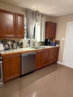 Bright Comfortable 3-Bedroom Apartment, Free Parking, Near Spa Le Finlandais - 1