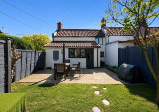 Stunning Cottage With A Private Hot Tub And Sauna In Norfolk Ref 99003Ac - 4