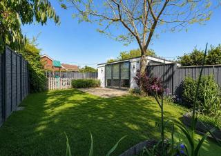 Stunning Cottage With A Private Hot Tub And Sauna In Norfolk Ref 99003Ac - 3