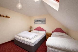 Seaside Holiday Cottage By The Beach In Beautiful Hemsby, Norfolk Ref 99006J - Hemsby - 1