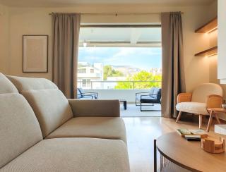 High-End Living in Voula Center - 4