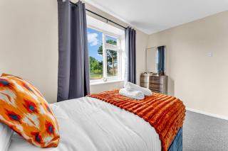 Haregate House 3BR Leek Peak District Sleeps 5 - 9
