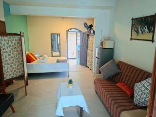 Ancrage Studio B - 3min walk to Pereybere Beach - 7