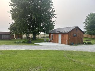 Welcome to Brown's Rustic Country Bunkie - 3