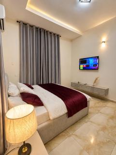 Stylish 2BR Duplex with PS5, Snooker & TableTennis - 7