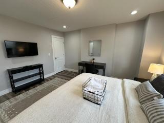 2BR Modern Home Near Short North - 4