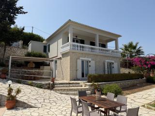 Dolphin House by the sea - 8