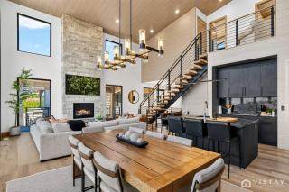 Skyline Retreat in Luxe Townhome with Hot Tub and Sauna - 8